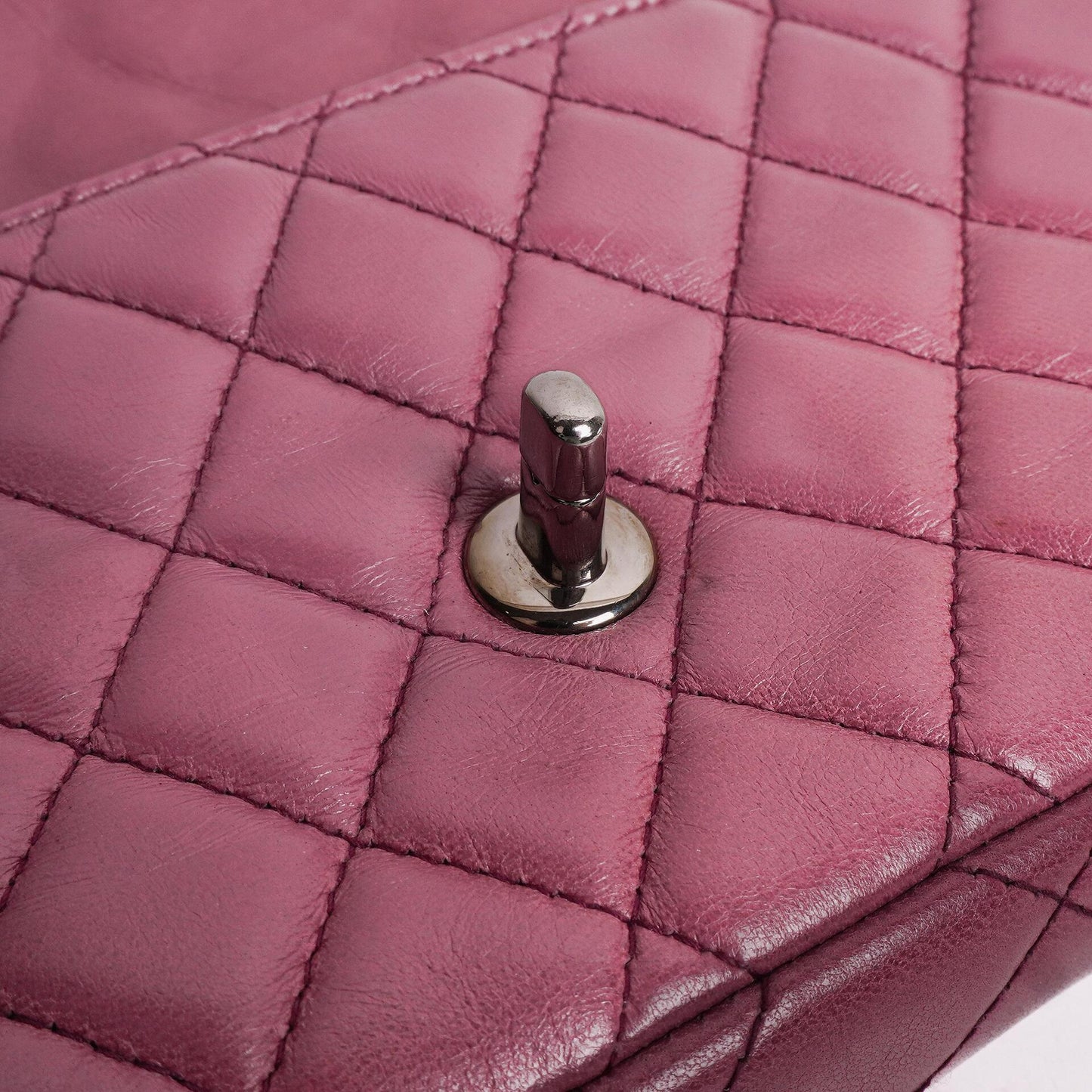 Chanel Single Flap Tasche aus rosafarbenem gestepptem Lammleder mit silberfarbenen Beschlägen