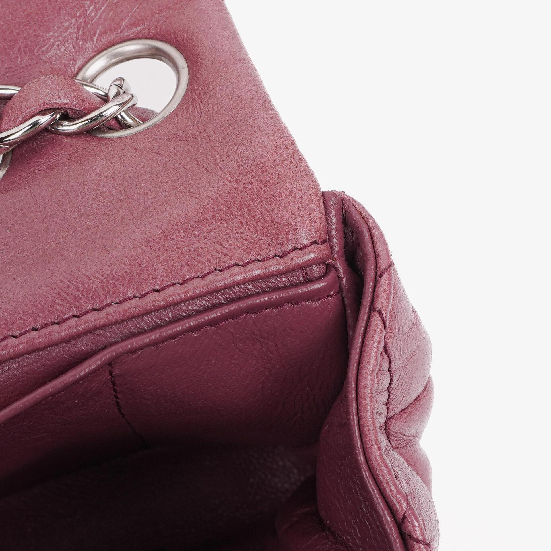Chanel Single Flap Tasche aus rosafarbenem gestepptem Lammleder mit silberfarbenen Beschlägen