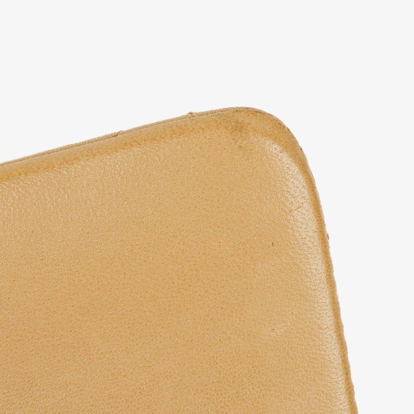 Chanel kleine Classic Double Flap Tasche aus beigem gestepptem Lammleder mit silberfarbener Hardware