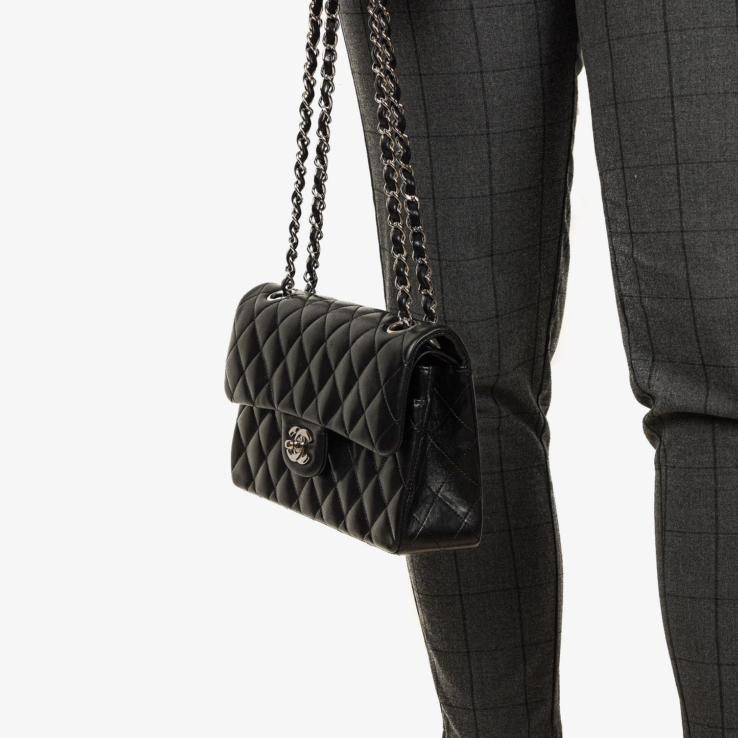 Chanel Classic Double Flap Tasche Small aus schwarzem gestepptem Lammleder mit silberfarbener Hardware