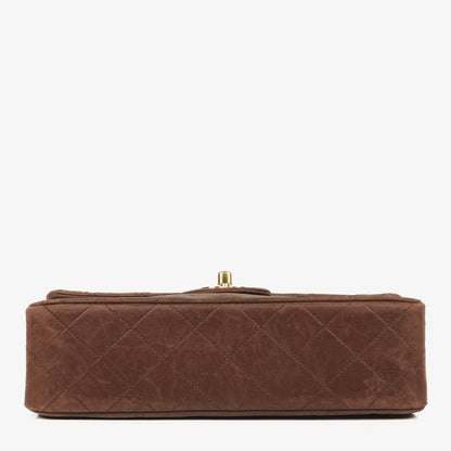Chanel Kleine Classic Double Flap Bag aus braunem gestepptem Lammleder mit 24K vergoldeten Beschlägen