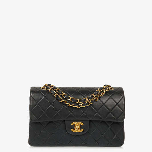 Chanel Kleine Classic Doppelklapp Tasche Schwarz Stepp Lammleder 24K Gold Beschläge Vintage
