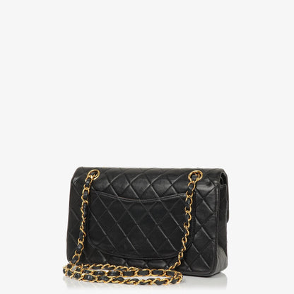Chanel Kleine Classic Doppelklapp Tasche Schwarz Stepp Lammleder 24K Gold Beschläge Vintage