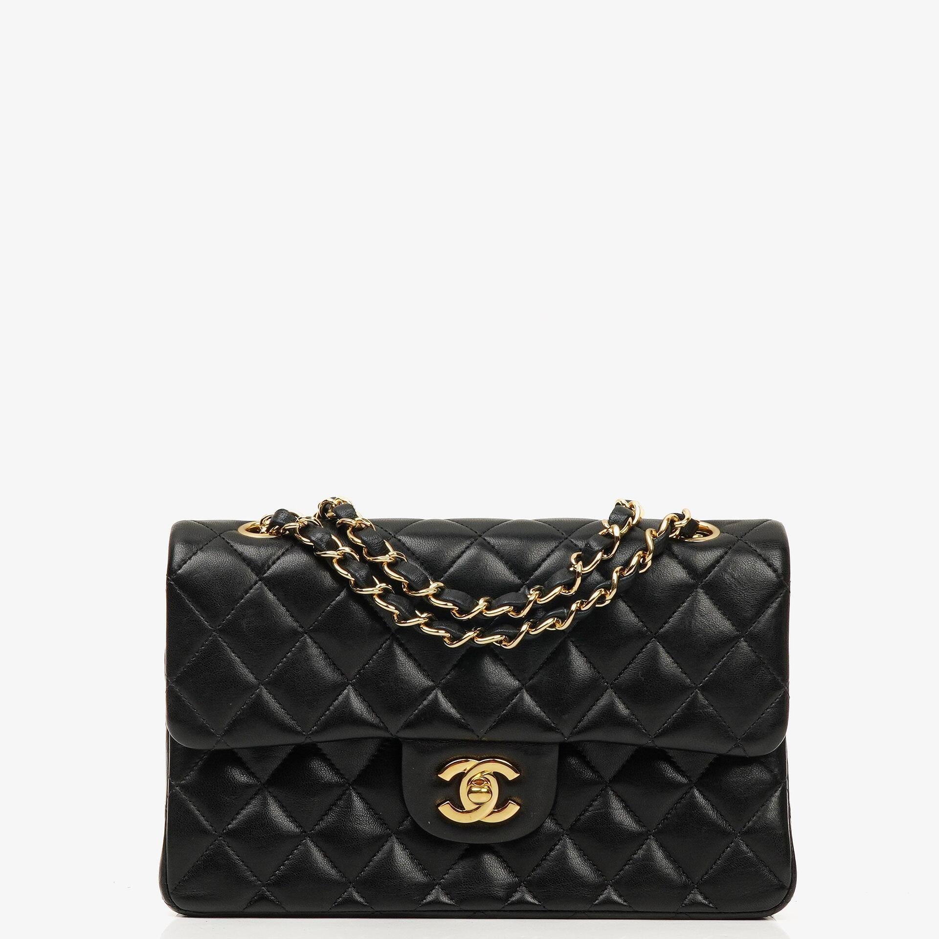 Chanel Small Classic Double Flap Tasche aus schwarzem gestepptem Lammleder