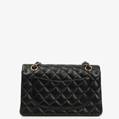 Chanel Small Classic Double Flap Tasche aus schwarzem gestepptem Lammleder