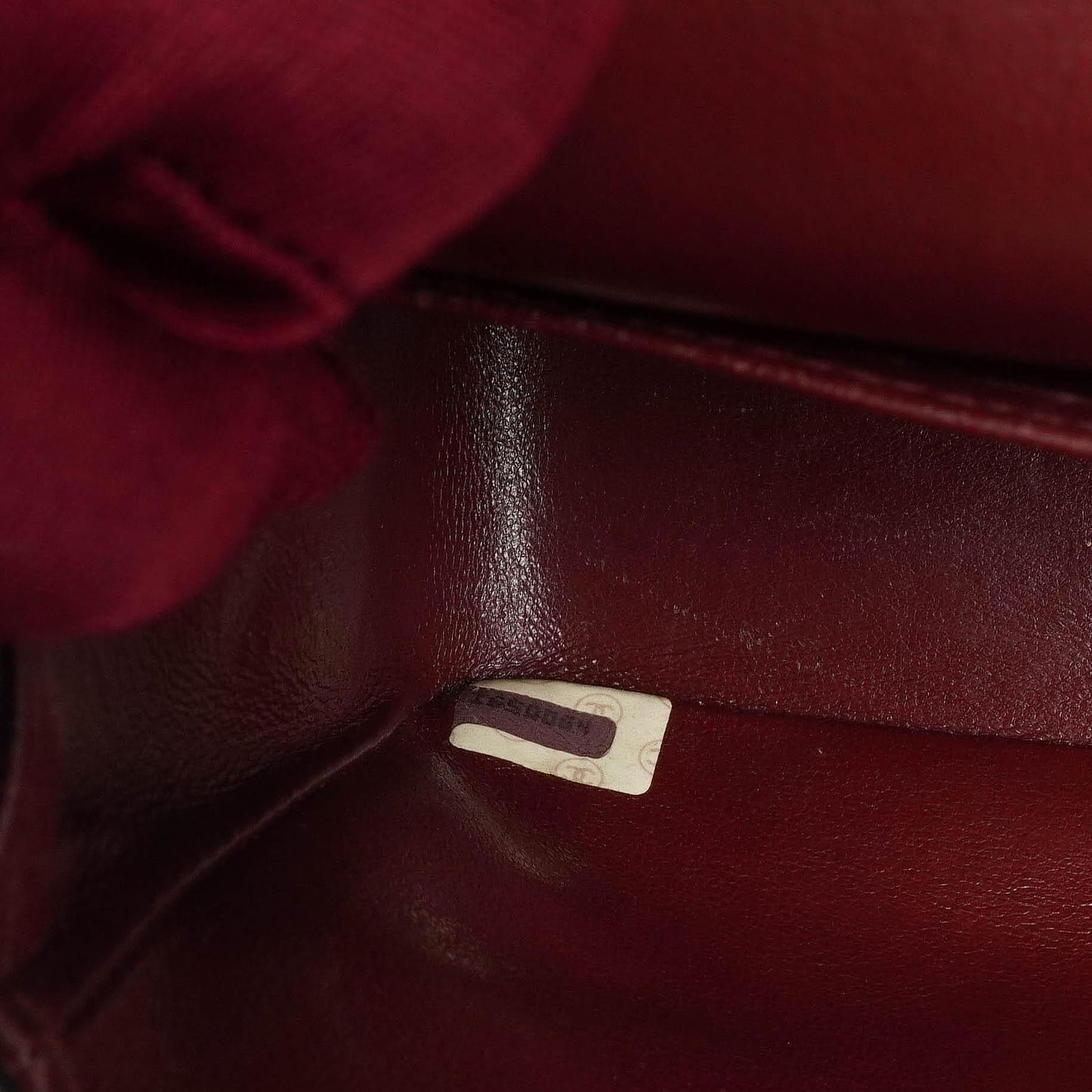 Chanel Kleine Classic Double Flap Tasche aus schwarzem gestepptem Lammleder mit 24K vergoldeter Hardware
