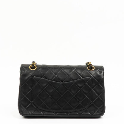 Chanel Small Classic Lammleder Double Flap Tasche mit 24K Goldplattierten Beschlägen