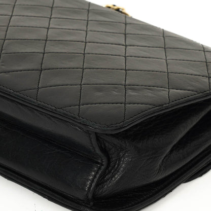 Chanel Small Classic Lammleder Flap Bag mit 24K goldplattierten Beschlägen Sehr gut