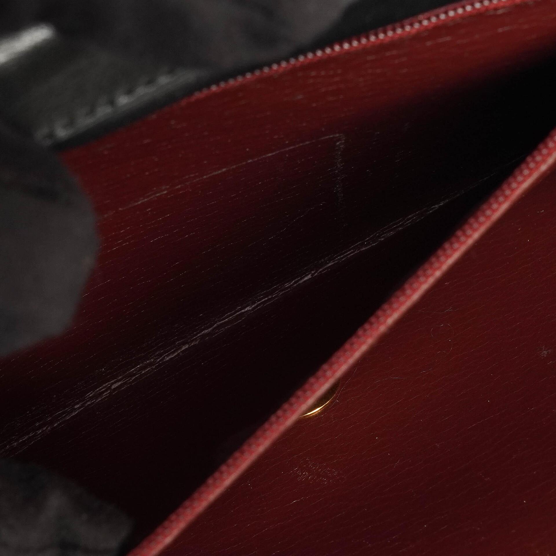 Chanel Small Classic Lammleder Flap Bag mit 24K goldplattierten Beschlägen Sehr gut