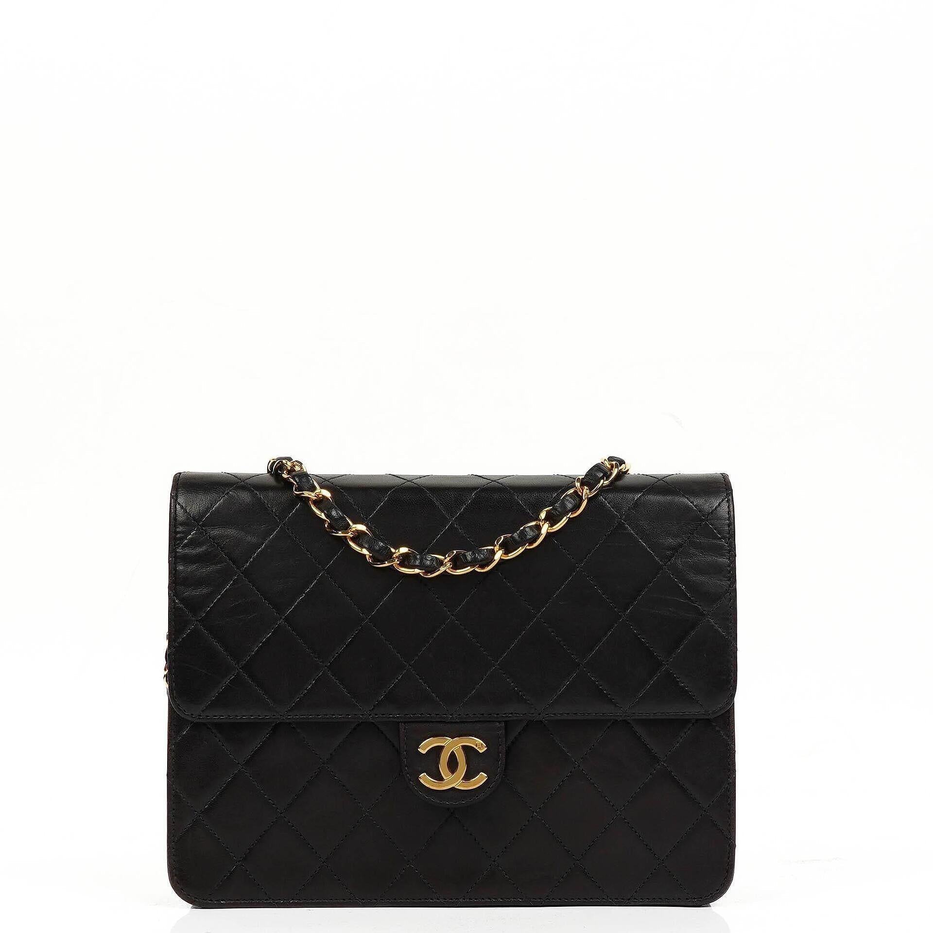 Chanel kleine Classic Flap Tasche aus Lammleder mit 24K vergoldeter Hardware