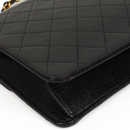 Chanel kleine Classic Flap Tasche aus Lammleder mit 24K vergoldeter Hardware