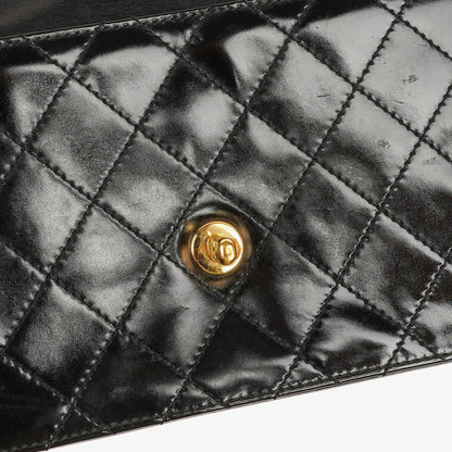 Chanel Kleine Classic Single Flap Tasche aus schwarzem gestepptem Lackleder mit 24K vergoldeter Hardware