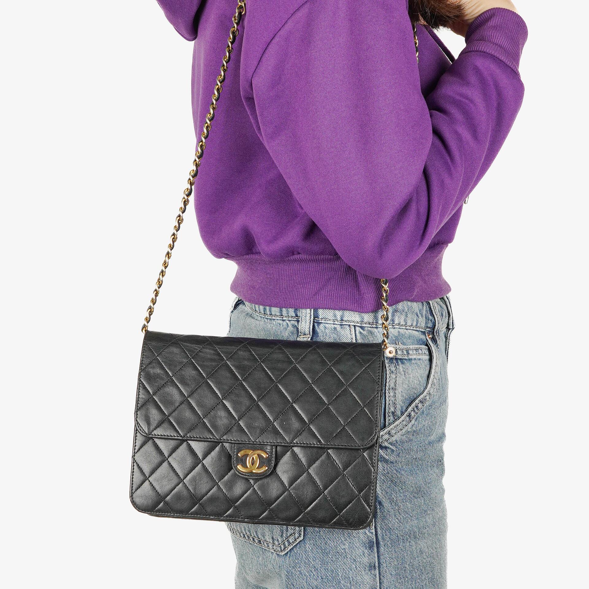 Chanel Kleine Classic Single Flap Tasche Schwarzes Gestepptes Lammleder mit 24K Gold-beschichteten Beschlägen