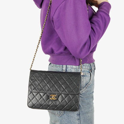 Chanel Kleine Classic Single Flap Tasche Schwarzes Gestepptes Lammleder mit 24K Gold-beschichteten Beschlägen