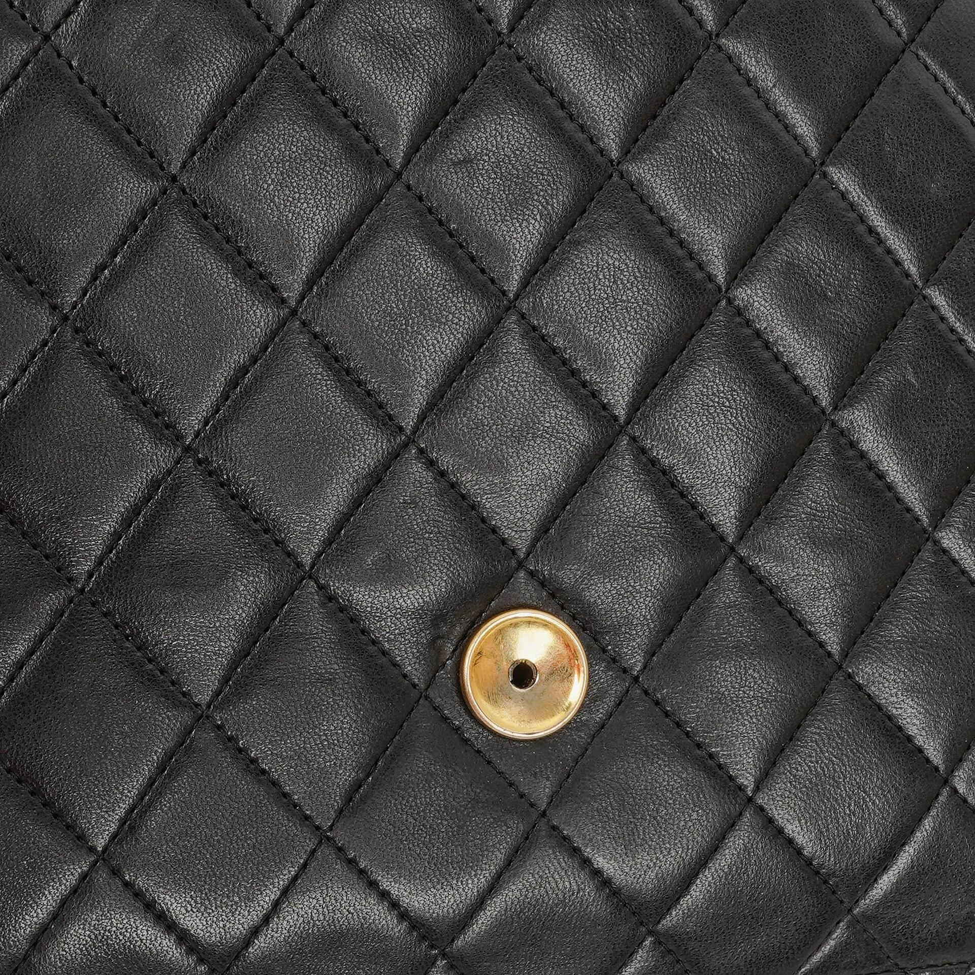 Chanel Kleine Classic Single Flap Tasche Schwarzes Gestepptes Lammleder mit 24K Gold-beschichteten Beschlägen