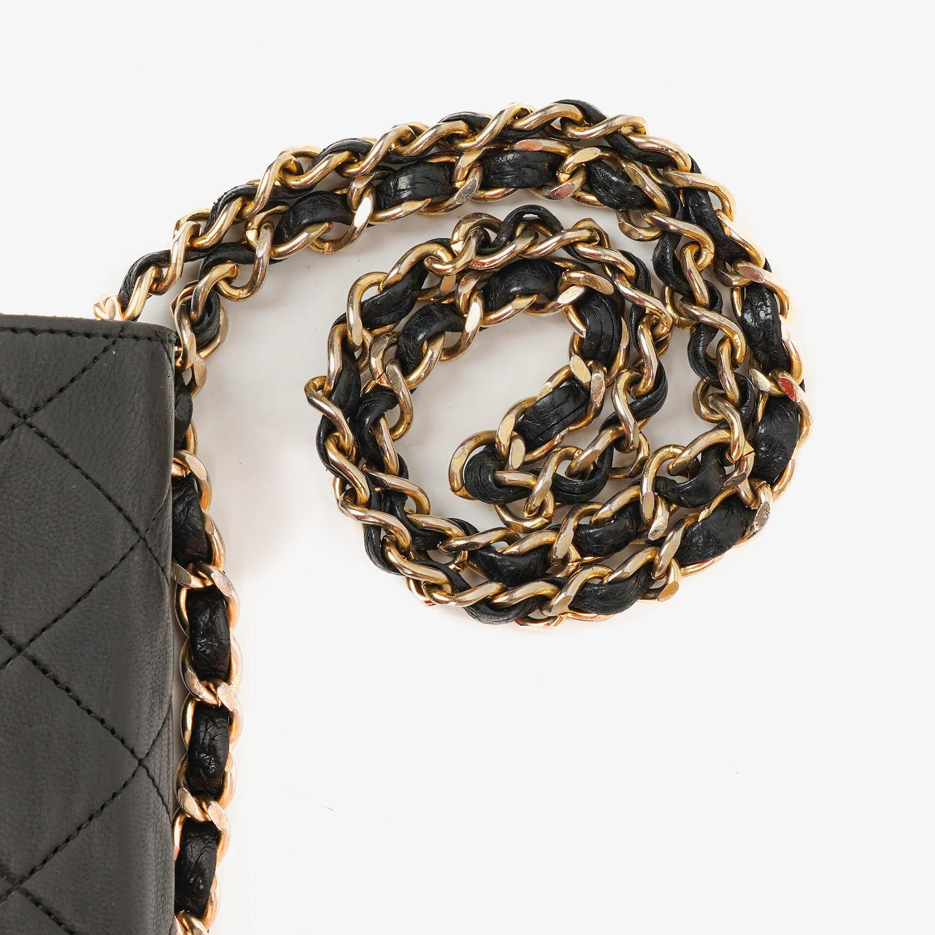 Chanel Kleine Classic Single Flap Tasche Schwarzes Gestepptes Lammleder mit 24K Gold-beschichteten Beschlägen