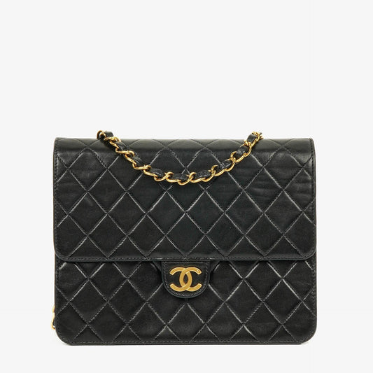 Chanel Kleine Classic Single Flap Tasche aus schwarzem gestepptem Lammleder mit 24K vergoldeten Beschlägen