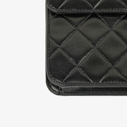 Chanel Kleine Classic Single Flap Tasche aus schwarzem gestepptem Lammleder mit 24K vergoldeten Beschlägen