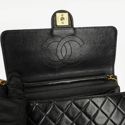 Chanel Kleine Classic Single Flap Tasche aus schwarzem gestepptem Lammleder mit 24K vergoldeten Beschlägen