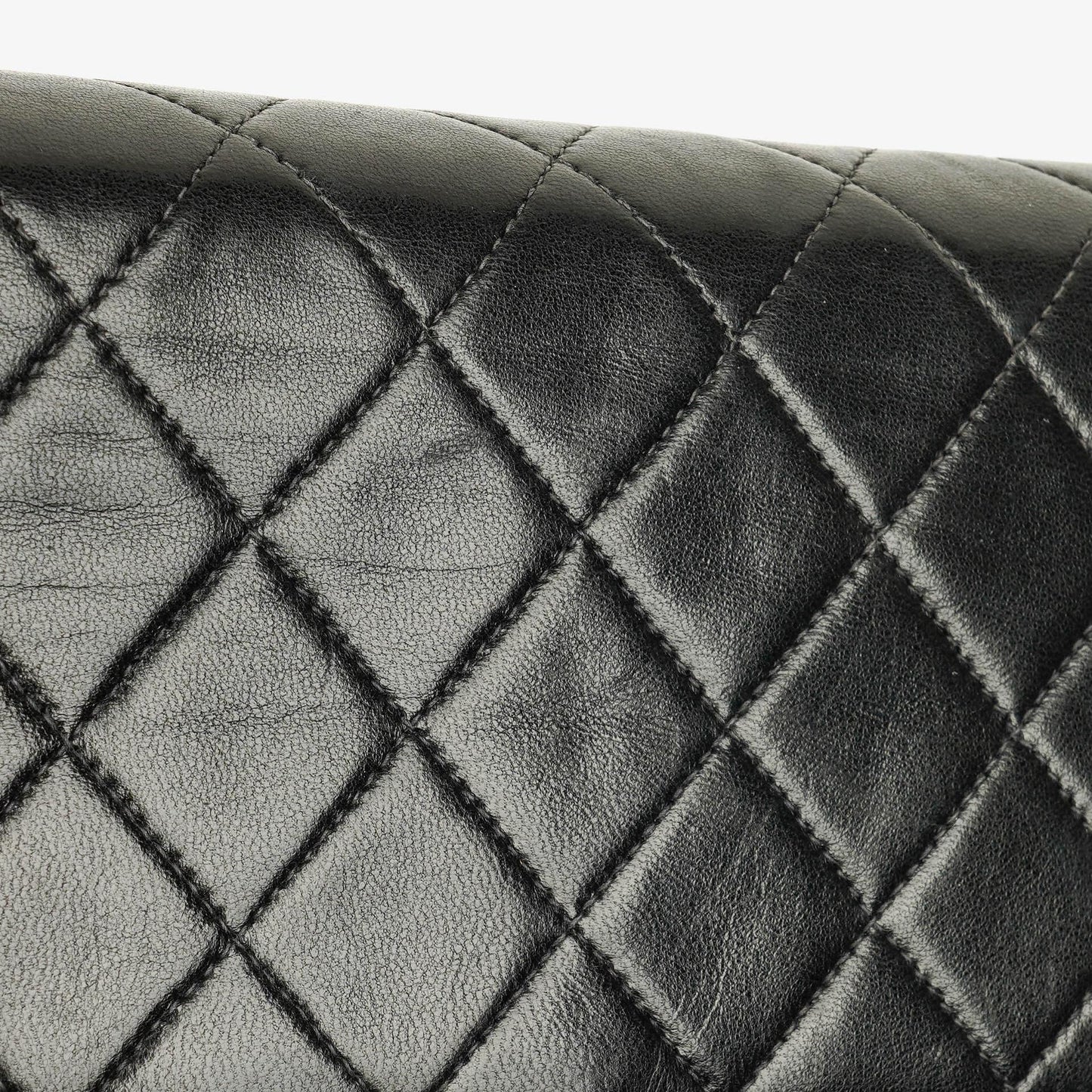 Chanel Kleine Classic Single Flap Tasche aus schwarzem gestepptem Lammleder mit 24K vergoldeten Beschlägen