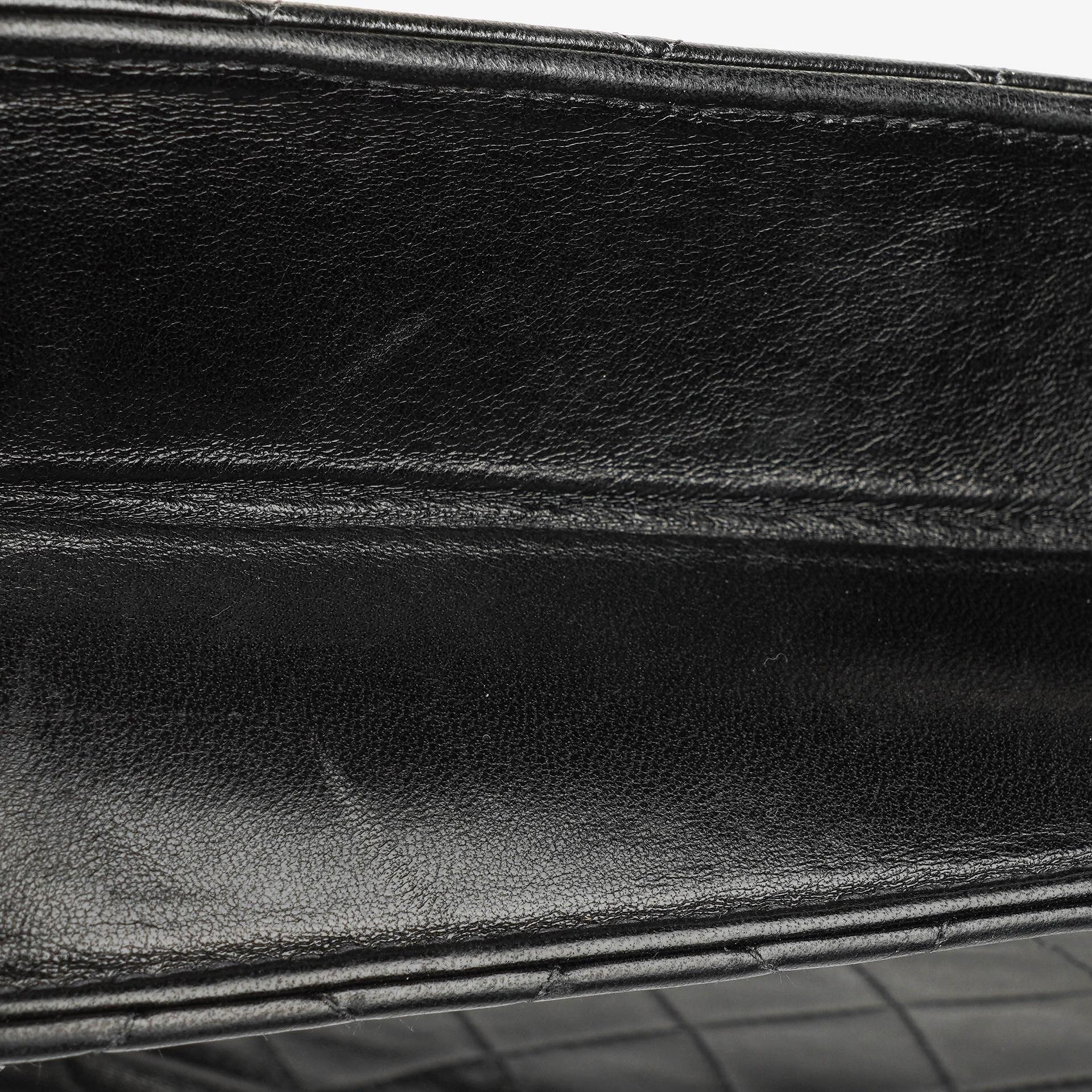 Chanel Kleine Classic Single Flap Tasche aus schwarzem gestepptem Lammleder mit 24K vergoldeten Beschlägen