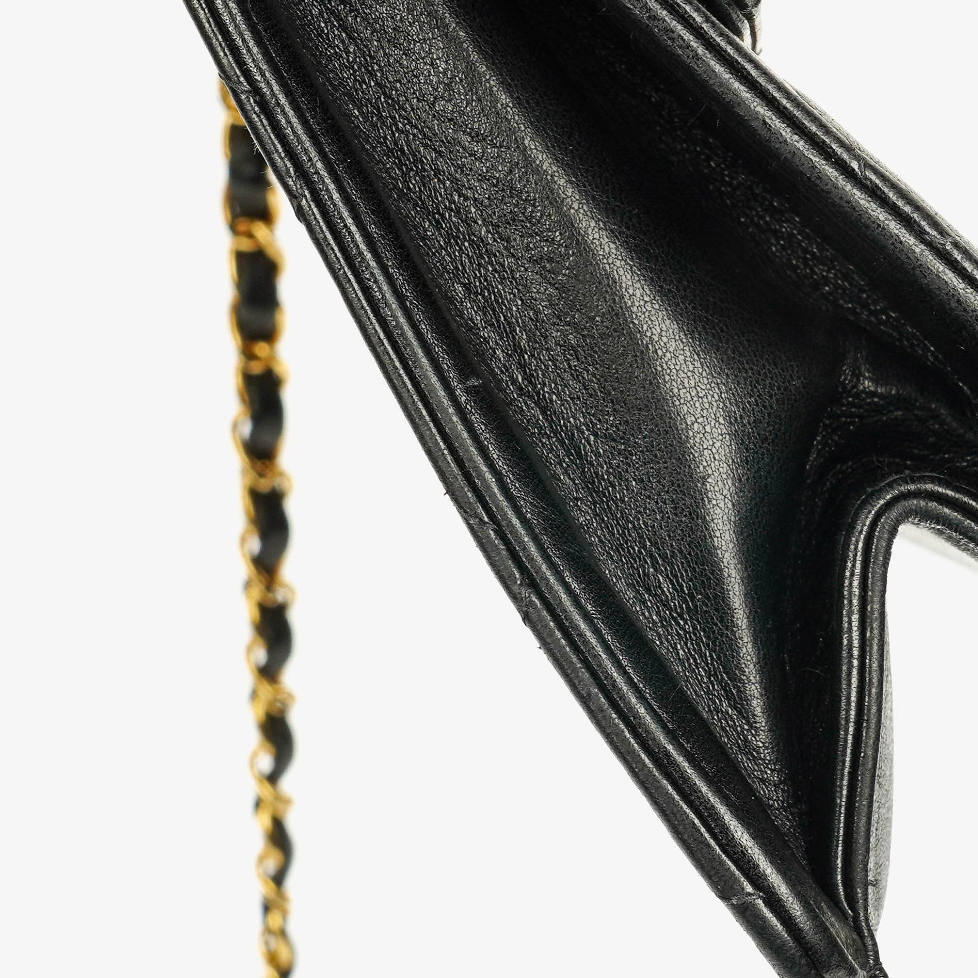 Chanel Kleine Classic Single Flap Tasche aus schwarzem gestepptem Lammleder mit 24K vergoldeten Beschlägen