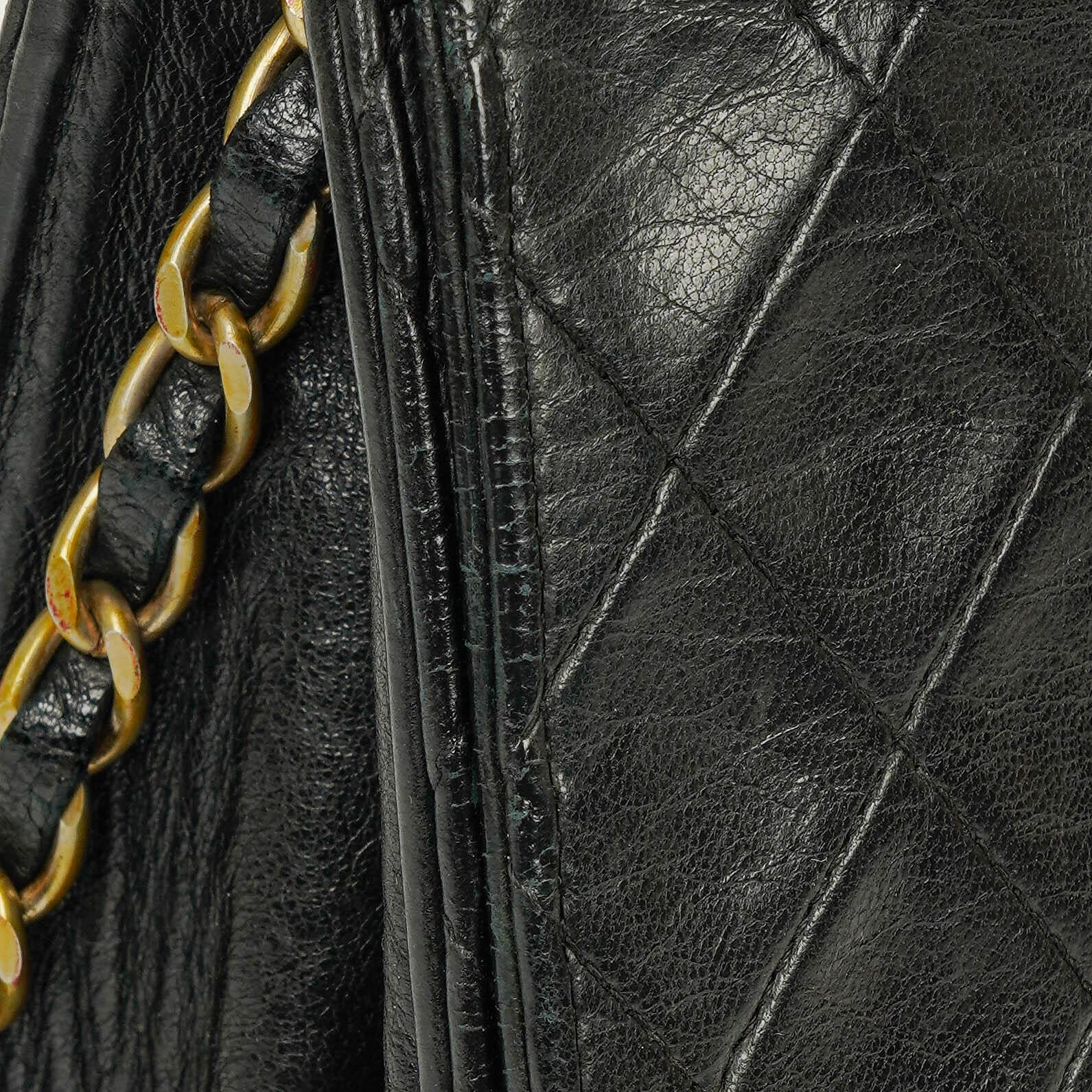 Chanel Kleine Classic Single Flap Tasche aus schwarzem gestepptem Lammleder mit 24K vergoldeter Hardware