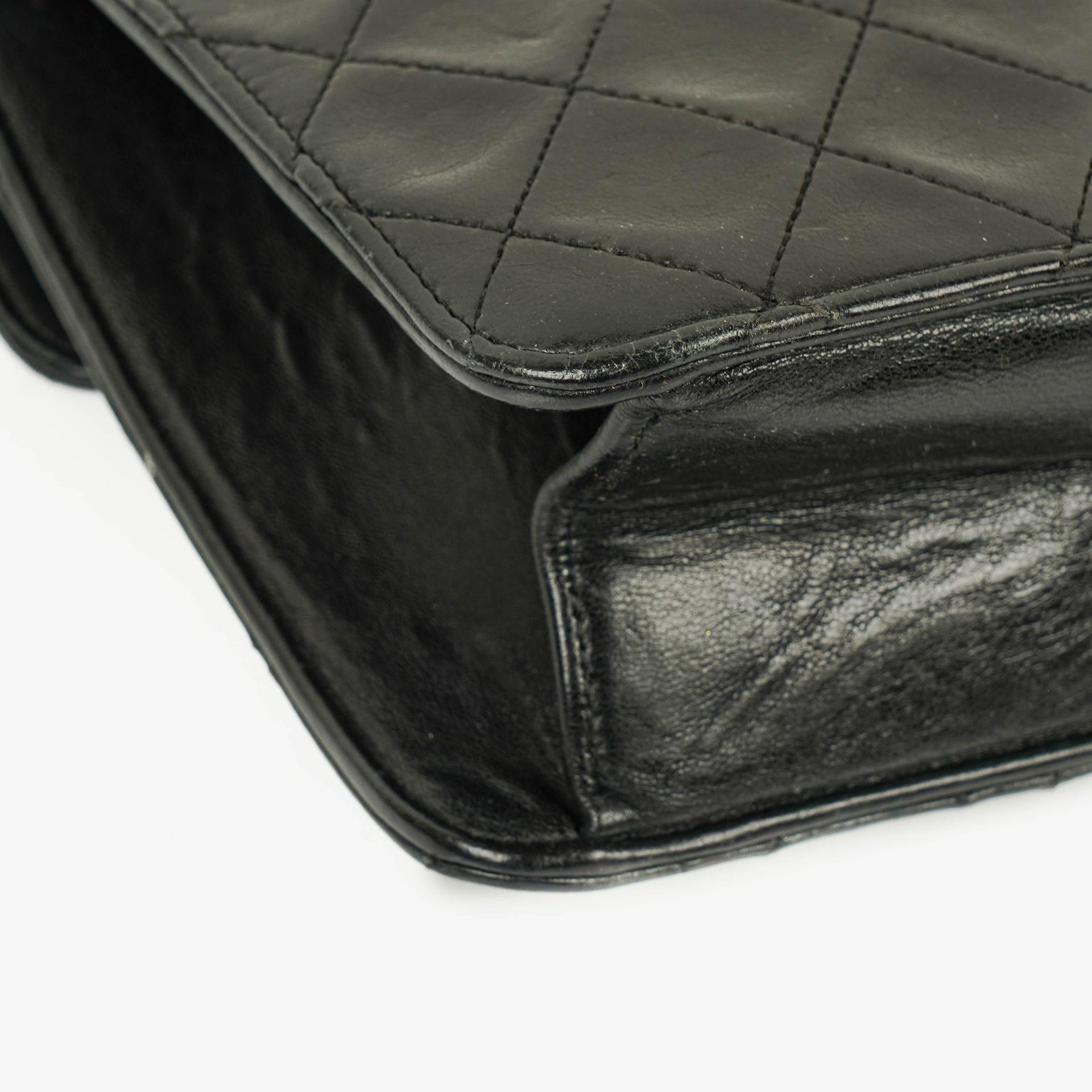Chanel Kleine Classic Single Flap Tasche aus schwarzem gestepptem Lammleder mit 24K vergoldeter Hardware