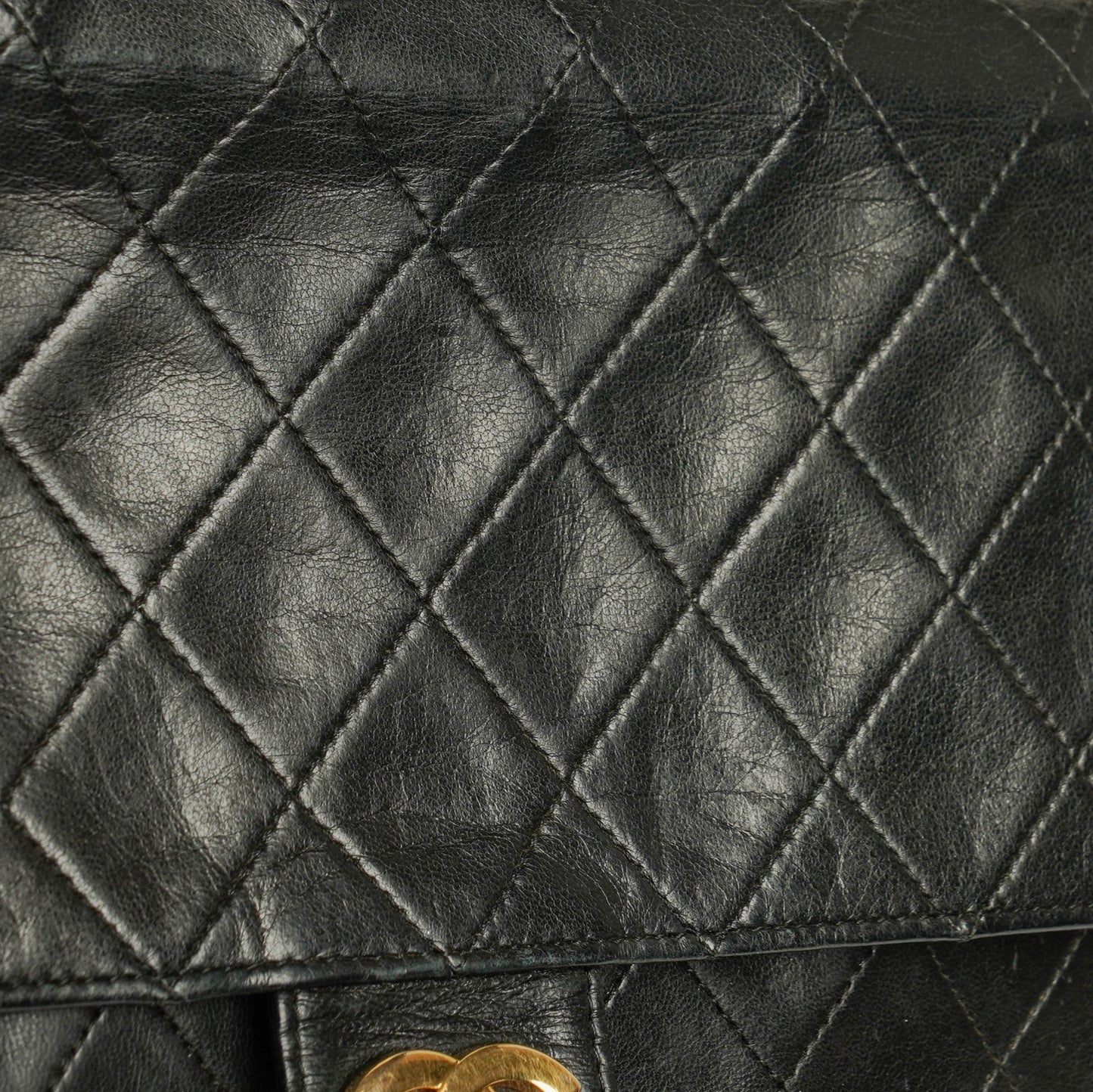 Chanel Kleine Classic Single Flap Tasche aus schwarzem gestepptem Lammleder mit 24K vergoldeter Hardware