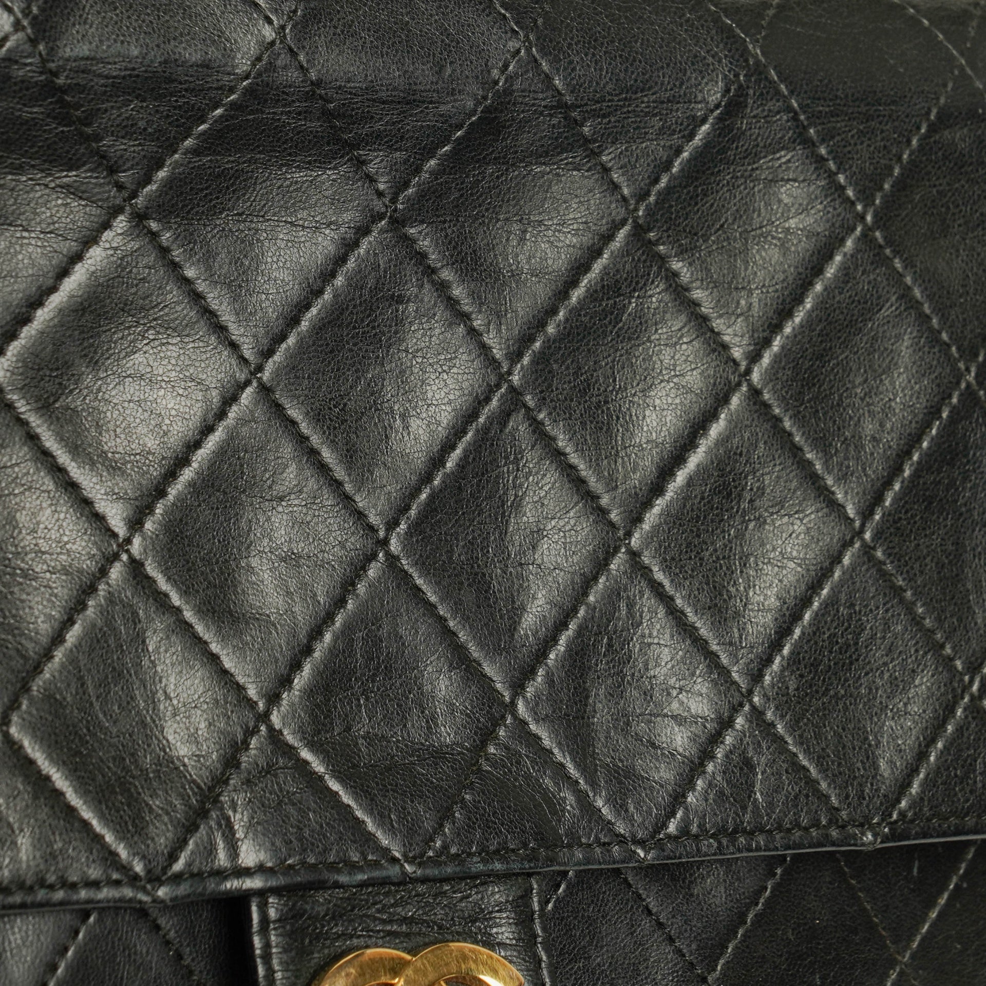 Chanel Kleine Classic Single Flap Tasche aus schwarzem gestepptem Lammleder mit 24K vergoldeter Hardware