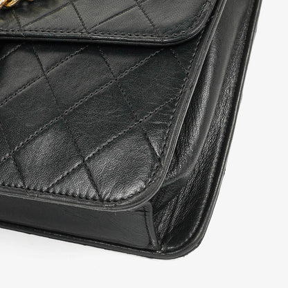 Chanel Small Classic Single Flap Tasche aus schwarzem gestepptem Lammleder mit 24K vergoldeten Beschlägen