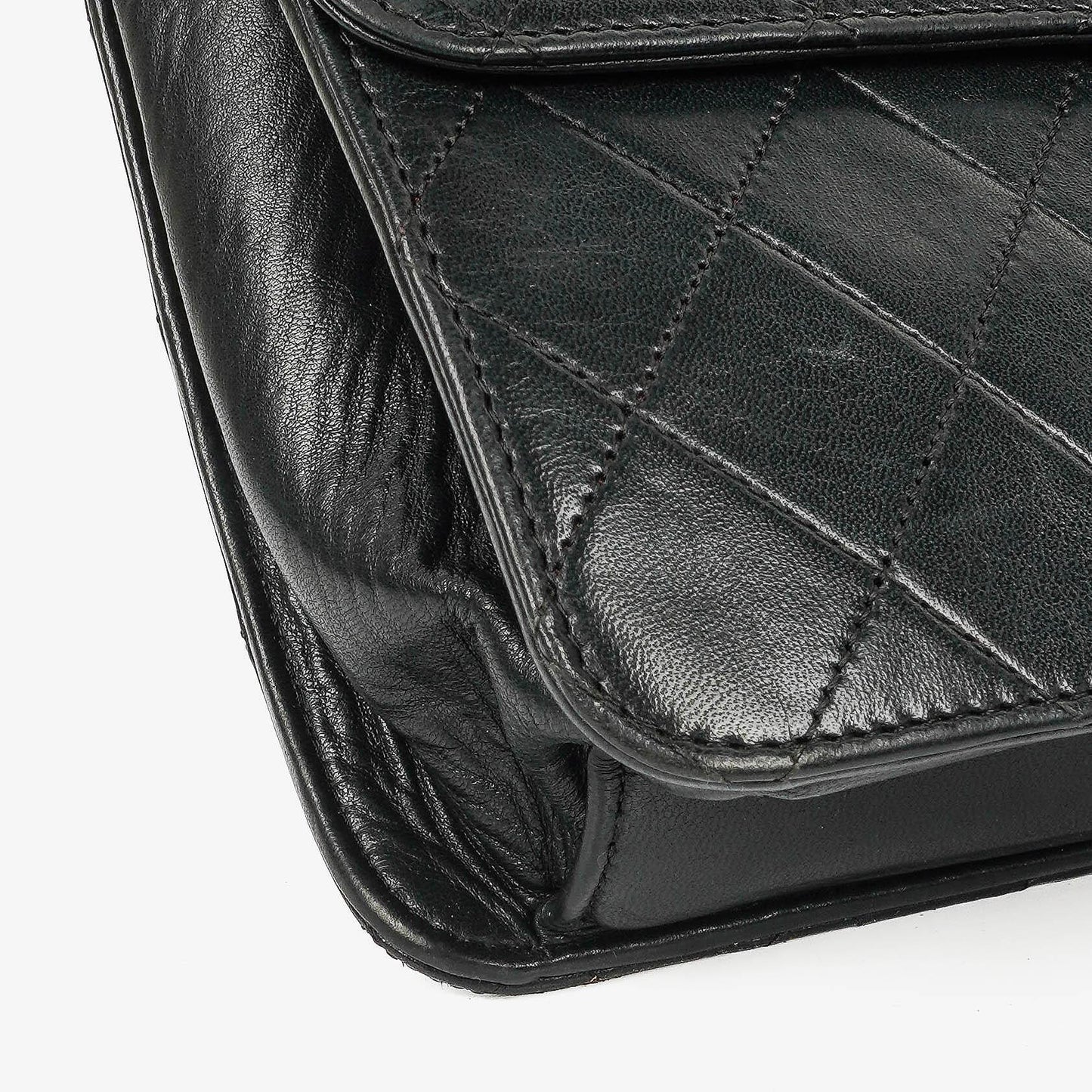 Chanel Small Classic Single Flap Tasche aus schwarzem gestepptem Lammleder mit 24K vergoldeten Beschlägen