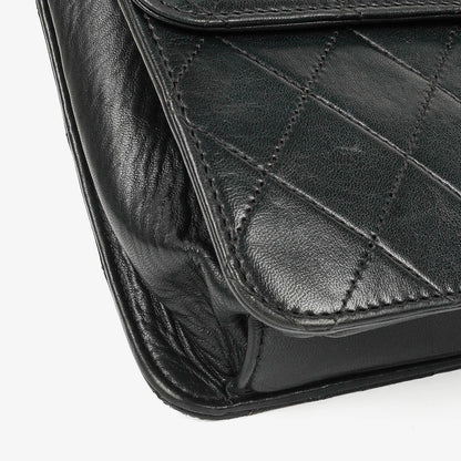 Chanel Small Classic Single Flap Tasche aus schwarzem gestepptem Lammleder mit 24K vergoldeten Beschlägen