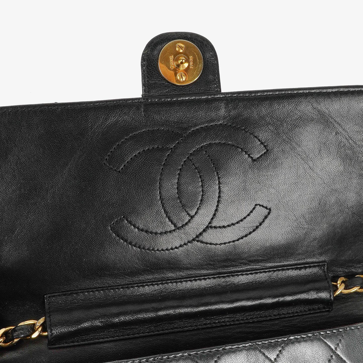 Chanel Small Classic Single Flap Tasche aus schwarzem gestepptem Lammleder mit 24K vergoldeten Beschlägen