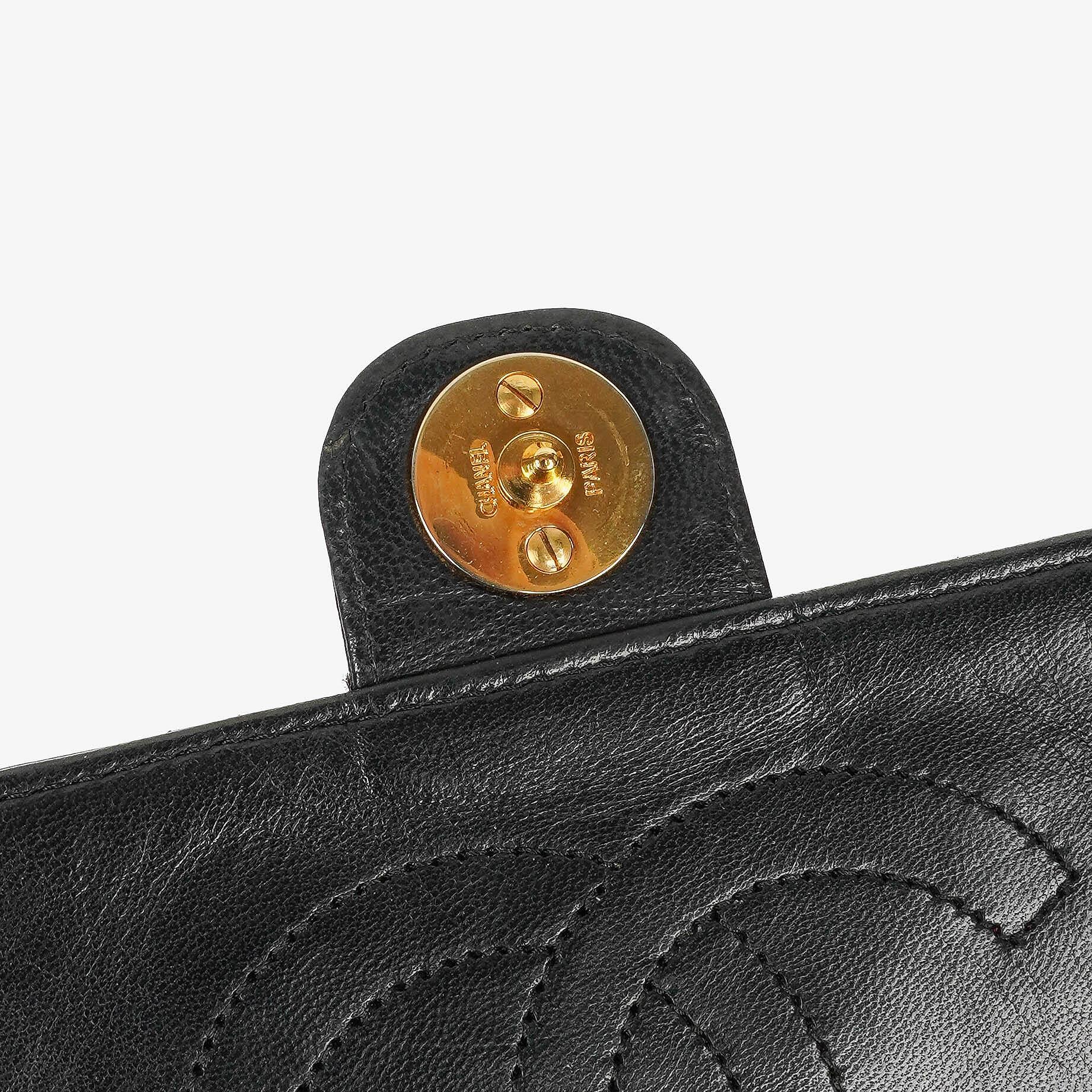 Chanel Small Classic Single Flap Tasche aus schwarzem gestepptem Lammleder mit 24K vergoldeten Beschlägen