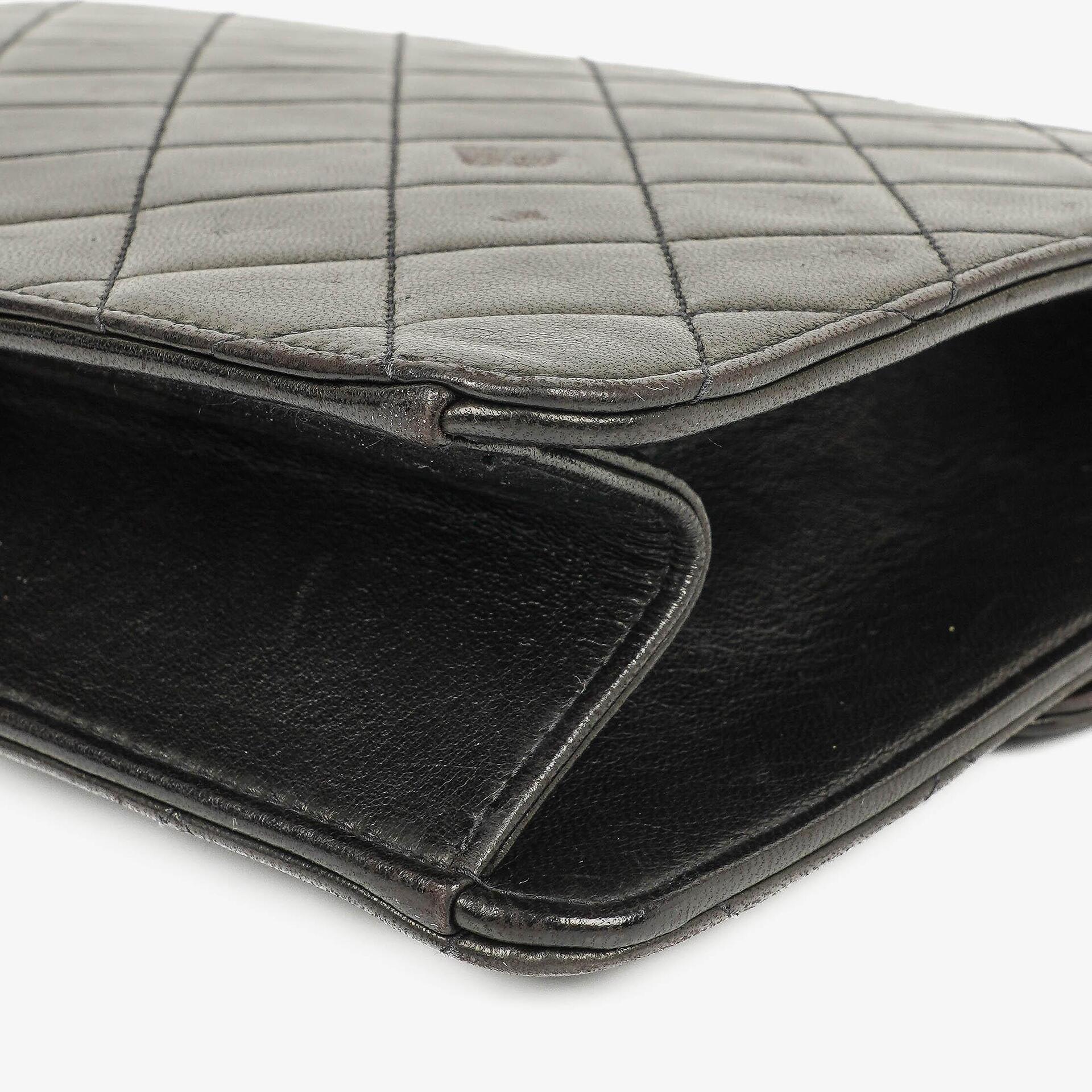 Chanel Kleine Classic Single Flap Tasche Schwarzes Gestepptes Lammleder mit 24K Gold-beschichteten Beschlägen