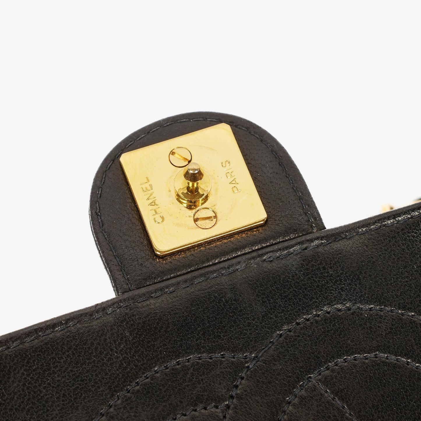 Chanel Kleine Classic Single Flap Tasche Schwarzes Gestepptes Lammleder mit 24K Gold-beschichteten Beschlägen