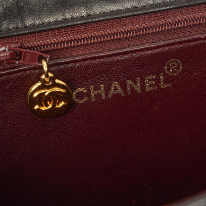 Chanel Kleine Classic Single Flap Tasche aus schwarzem gestepptem Lammleder mit 24K vergoldeter Hardware