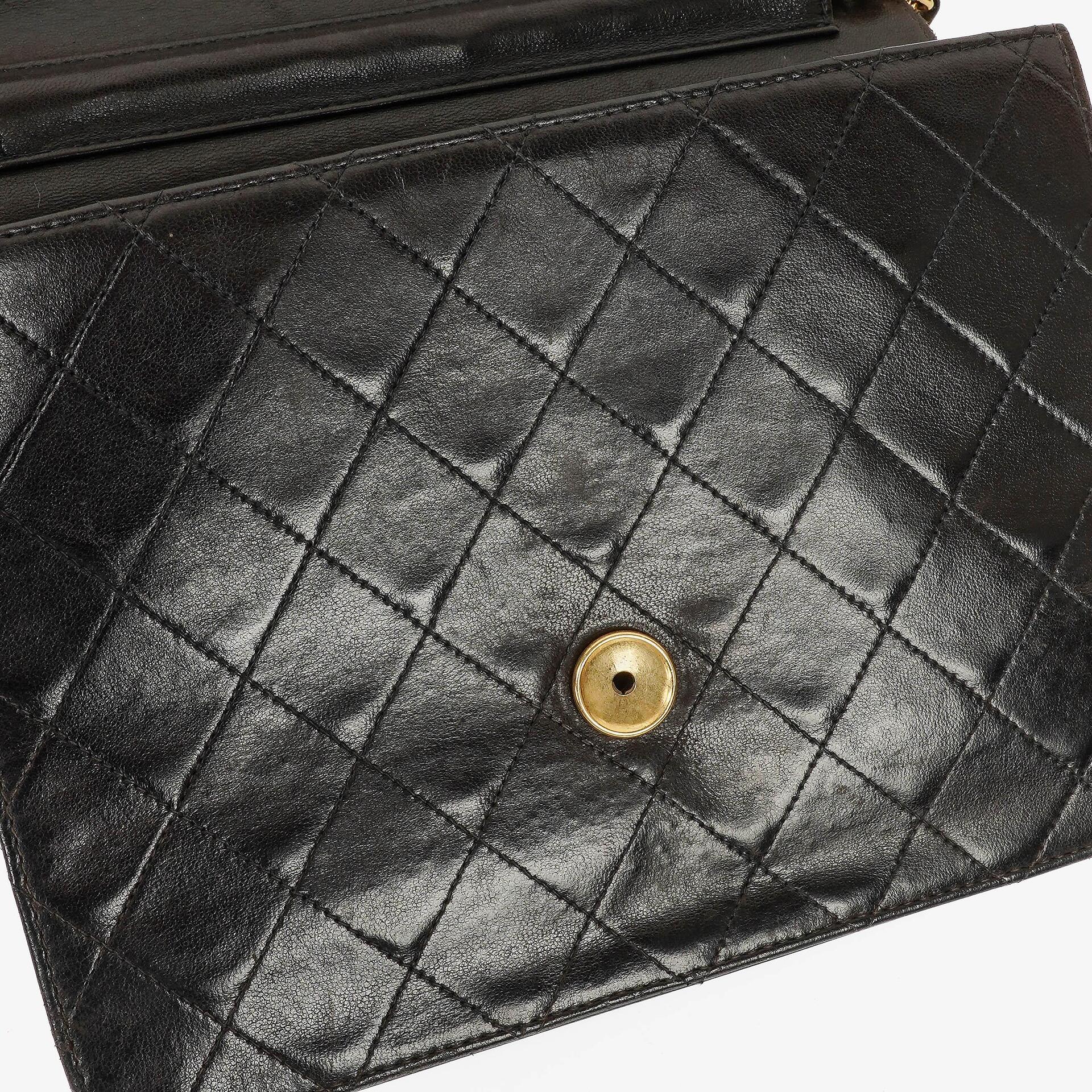 Chanel Kleine Classic Single Flap Tasche aus schwarzem gestepptem Lammleder mit 24K vergoldeter Hardware