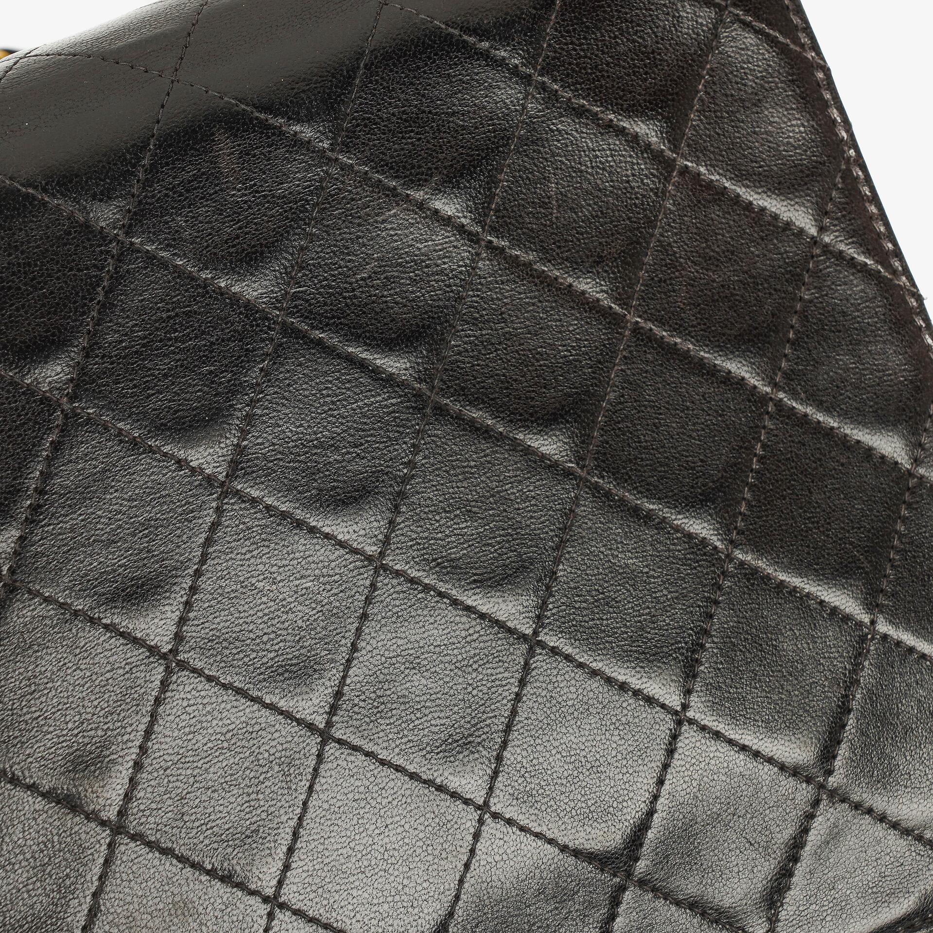 Chanel Kleine Classic Single Flap Tasche aus schwarzem gestepptem Lammleder mit 24K vergoldeter Hardware
