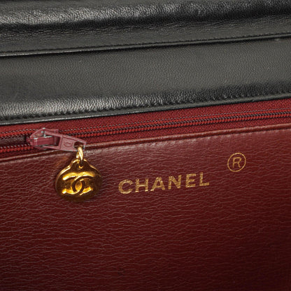 Chanel Kleine Classic Single Flap Tasche aus marineblauem gestepptem Lammleder mit 24K vergoldeter Hardware