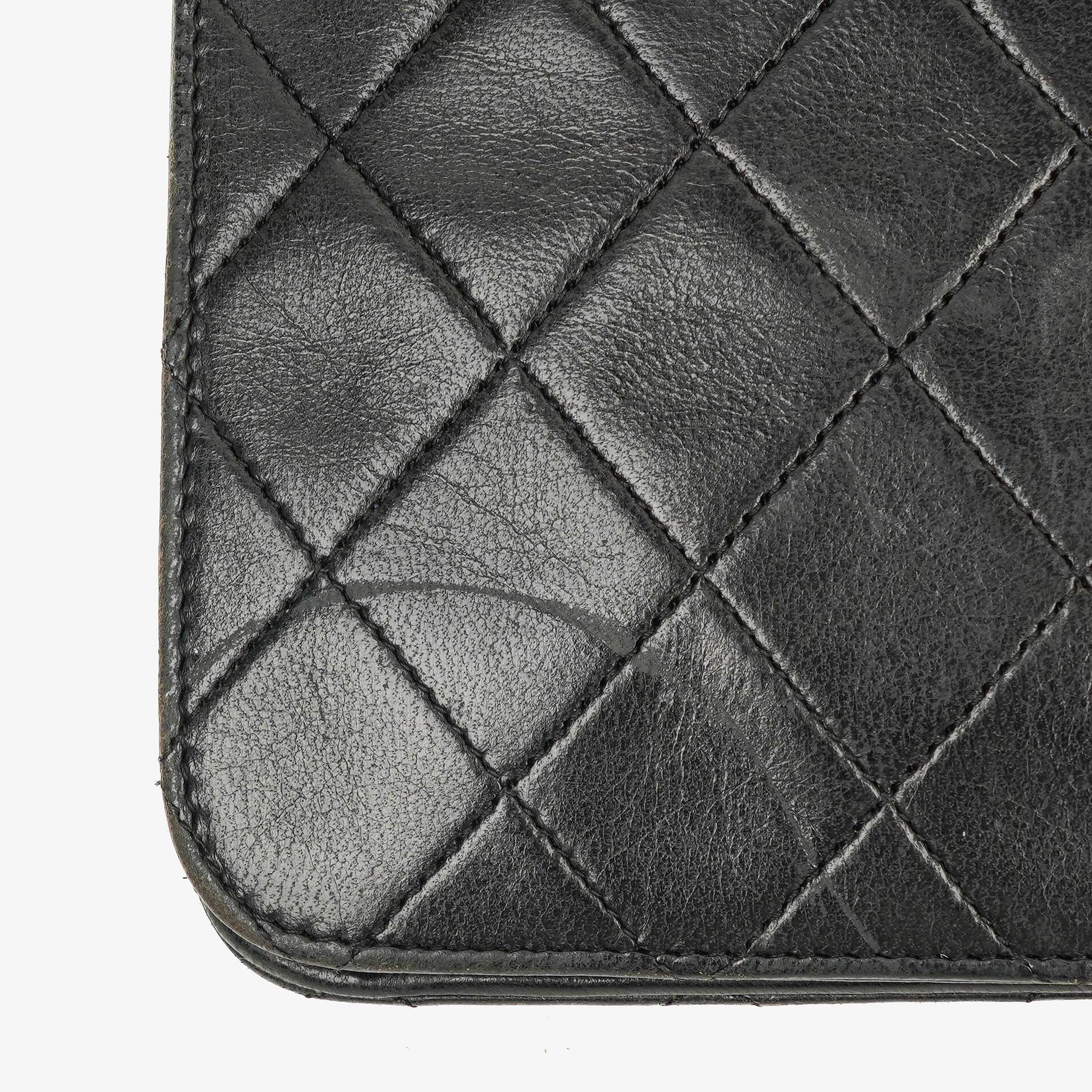 Chanel Kleine Classic Single Flap Tasche aus marineblauem gestepptem Lammleder mit 24K vergoldeter Hardware