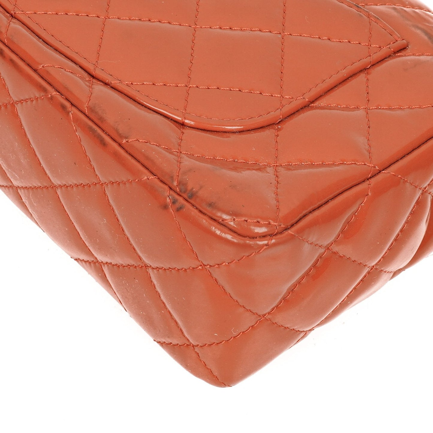 Chanel Small Classic Single Flap Tasche aus gestepptem Lackleder mit silberfarbenen Beschlägen