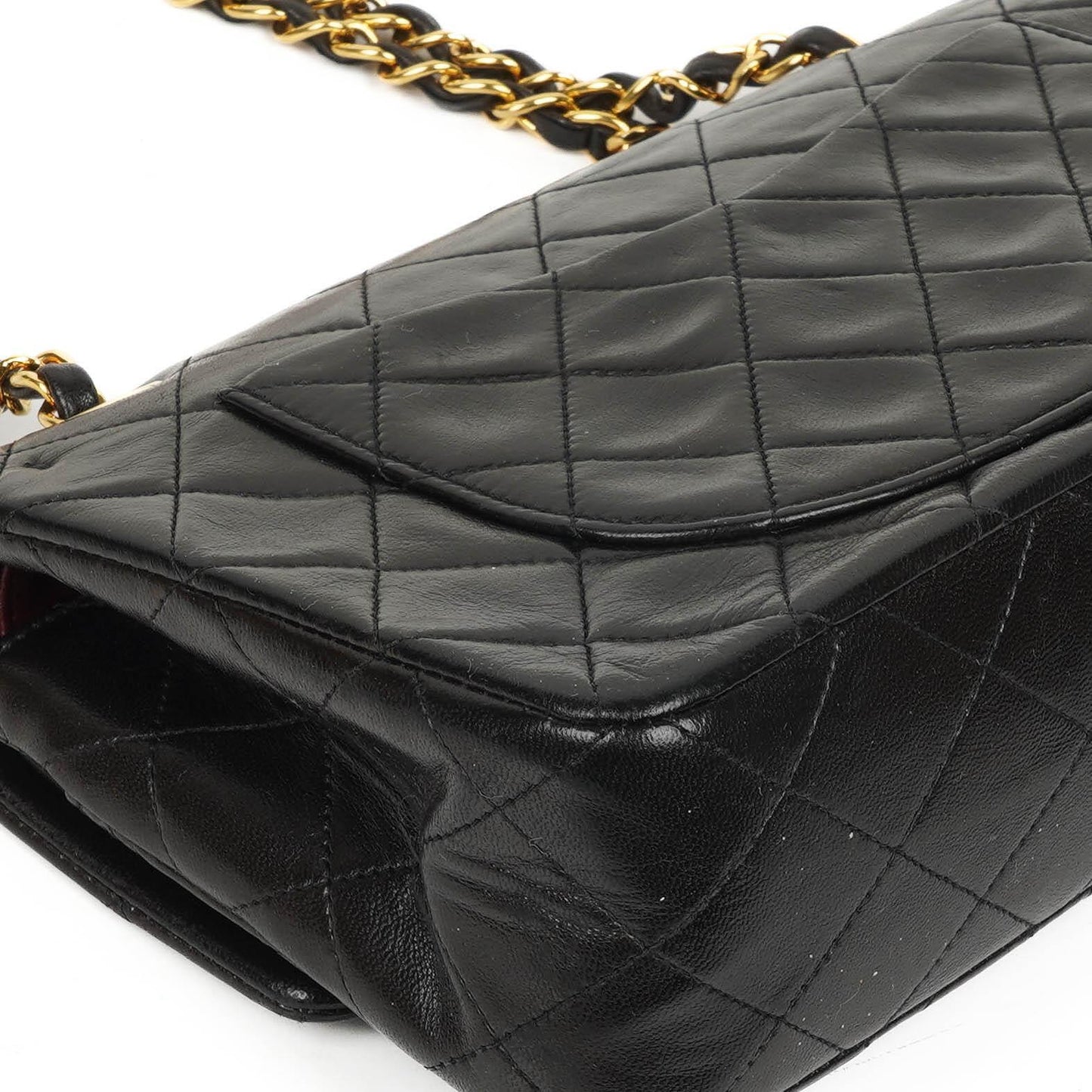 Chanel Small Classic Vintage Double Flap Bag aus schwarzem gestepptem Lammleder mit 24K goldplattierter Hardware