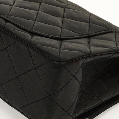 Chanel Kleine Klassische Vintage Schwarzes Gequiltetes Lammleder Doppelklappen Tasche Mit 24K Vergoldeter Hardware