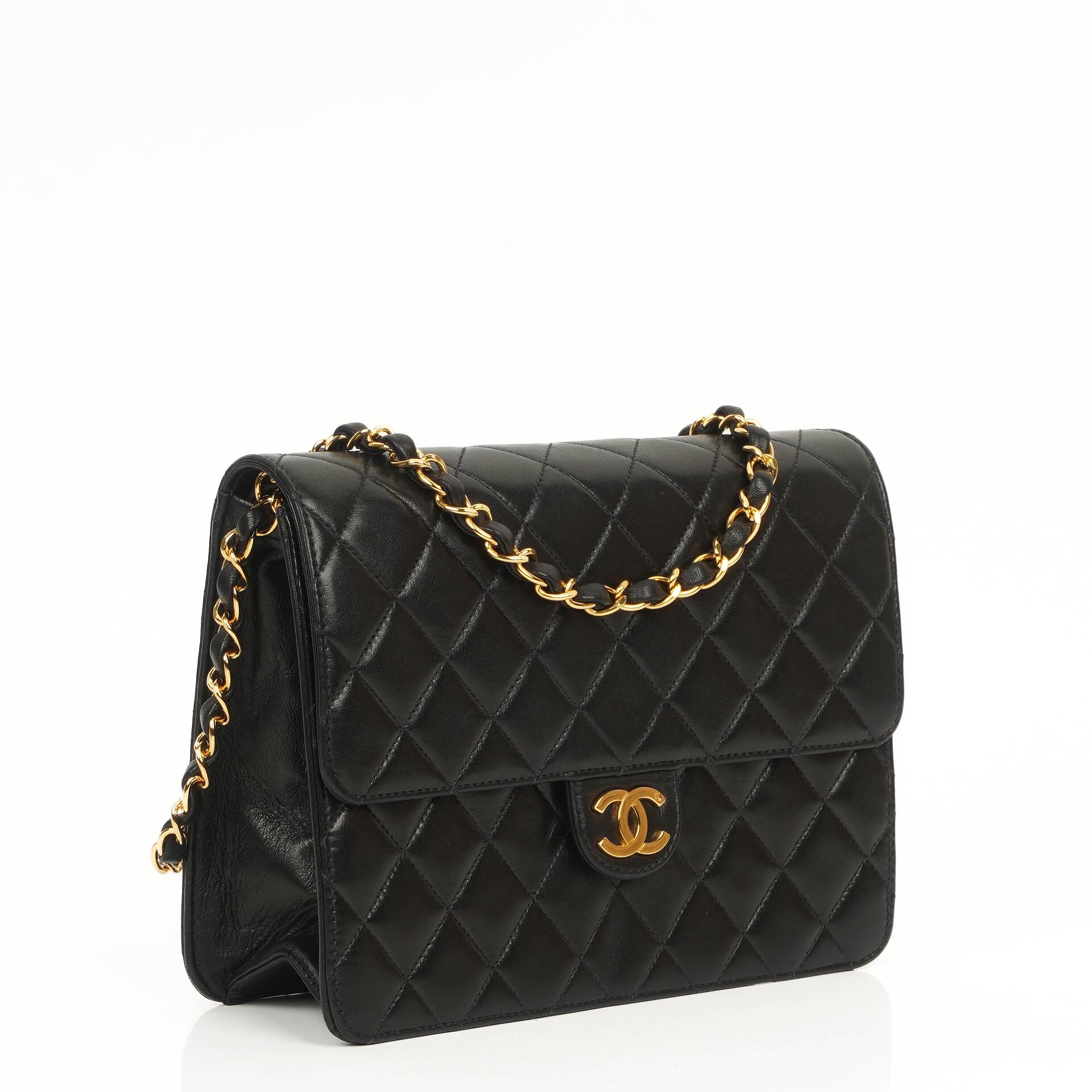 Chanel Small Classic Vintage Single Flap Bag aus schwarzem gestepptem Lammleder mit 24K goldplattierter Hardware