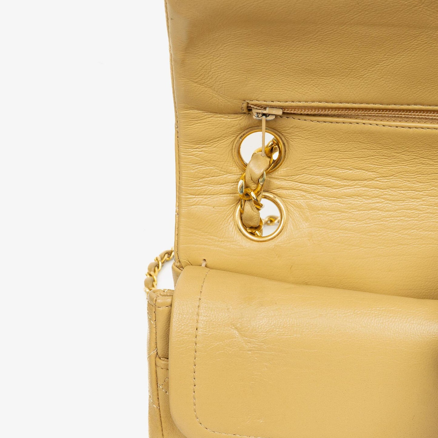Chanel Kleine Klassische Vintage Double Flap Tasche aus beigem gestepptem Lammleder mit 24K vergoldeter Hardware