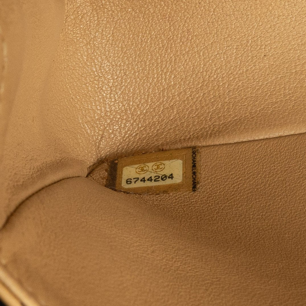 Chanel Kleine Classic Vintage Double Flap Tasche aus gestepptem Lammleder in Beige mit 24K vergoldeten Beschlägen