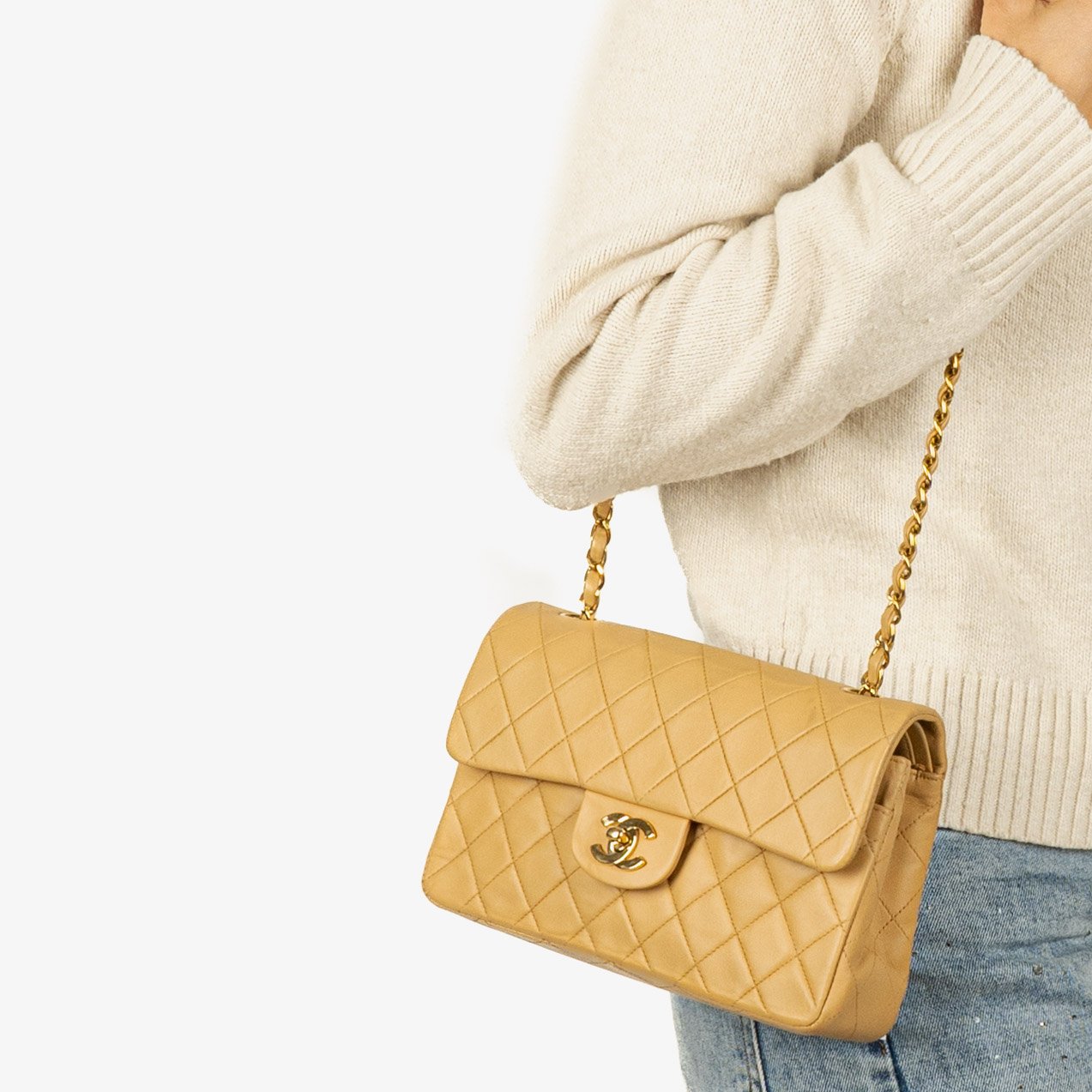 Chanel Kleine Classic Vintage Double Flap Tasche aus gestepptem Lammleder in Beige mit 24K vergoldeten Beschlägen