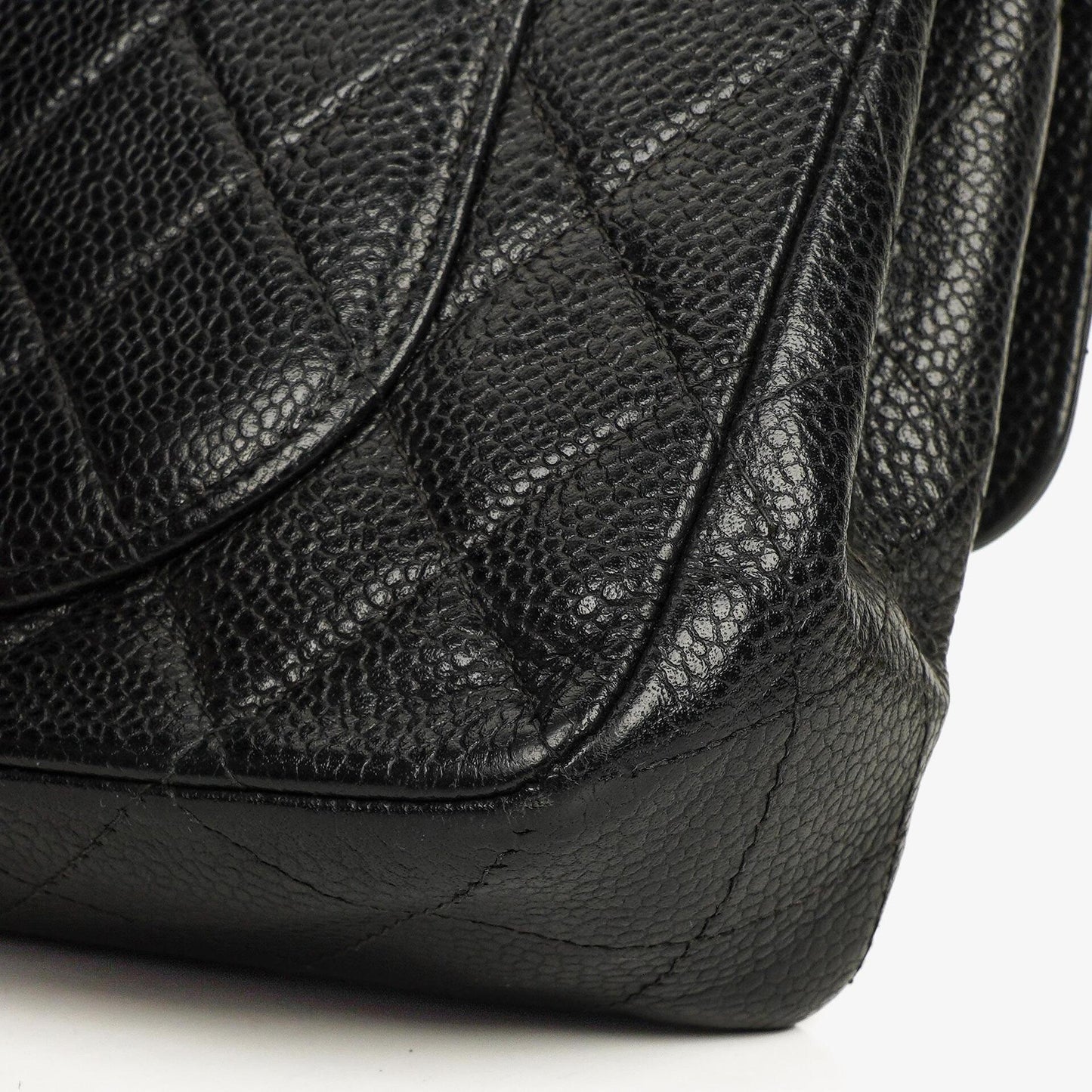 Chanel Small Classic Vintage Double Flap Bag aus schwarzem gestepptem Kaviarleder mit silberfarbener Hardware